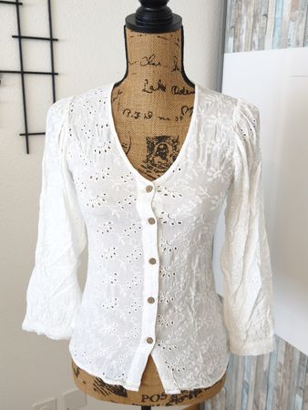 Chicorée Bluse XS, weiss, Lochstickerei, Top Zustand!