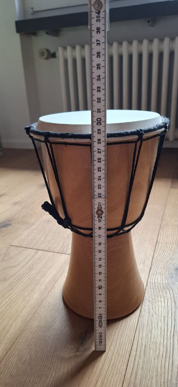 Strumenti musicali: Djembe Trommel Holz 30cm hoch – Usato da Mellingen venduto da lathei 1