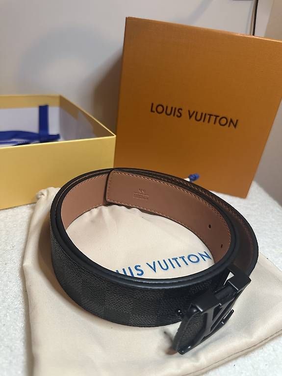 Cinture: Louis Vuitton Gürtel Schwarz – Usato da Urdorf venduto da Rafael.54 1