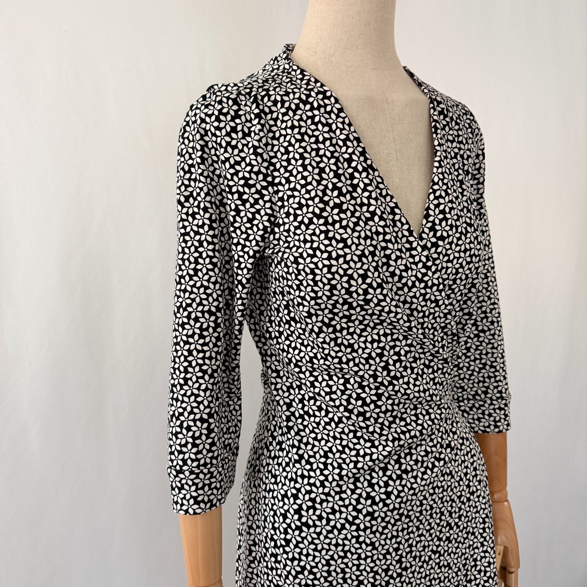 Diane von Furstenberg Kleider: DIANE VON FURSTENBERG Dress – Neu (gemäss Beschreibung) aus Freienbach von Avviivva_Shop 2