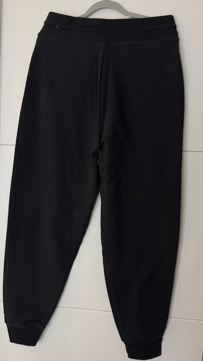 Nike Hosen: Nike Jogginghose Schwarz Grösse M  – Gebraucht aus Basel von ae2276 1