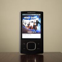 Samsung YP-R0 Mp3 Player - 4GB - FM - RECORD - VIDEO - PHOTO
