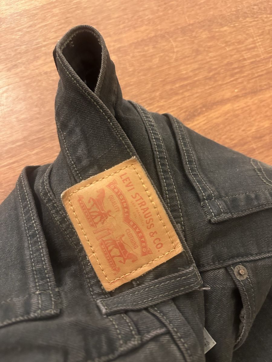 Levi's Jeans: Levi’s dark grey / black jeans size 29 – Usato da St. Niklausen LU venduto da lau_259n 3