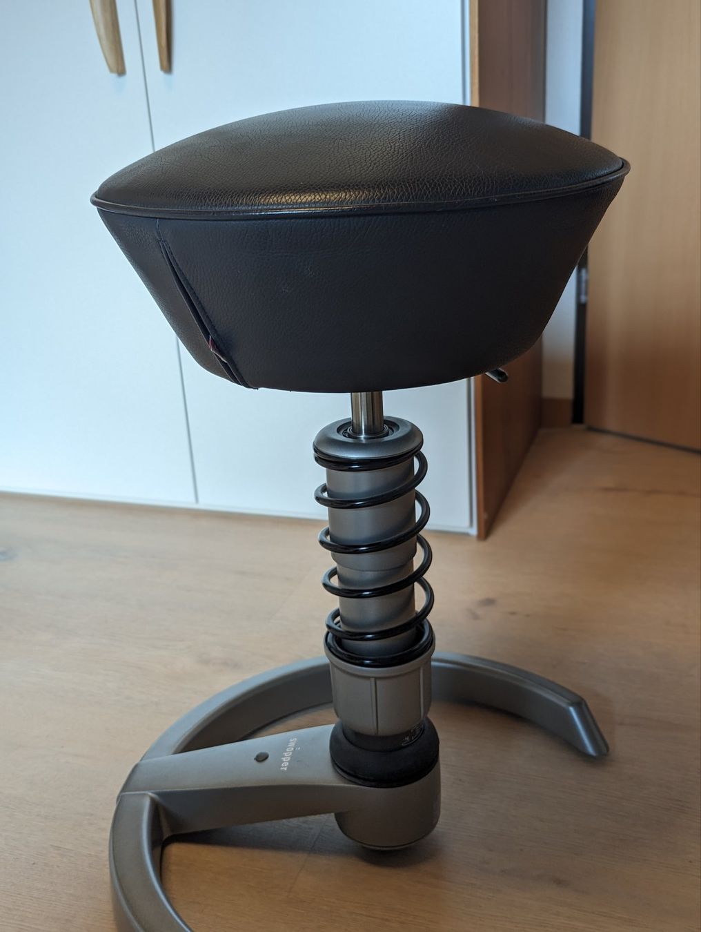 Hocker: Aeris Swopper 3D-Aktiv Bürohocker – Gebraucht aus Stäfa von  2