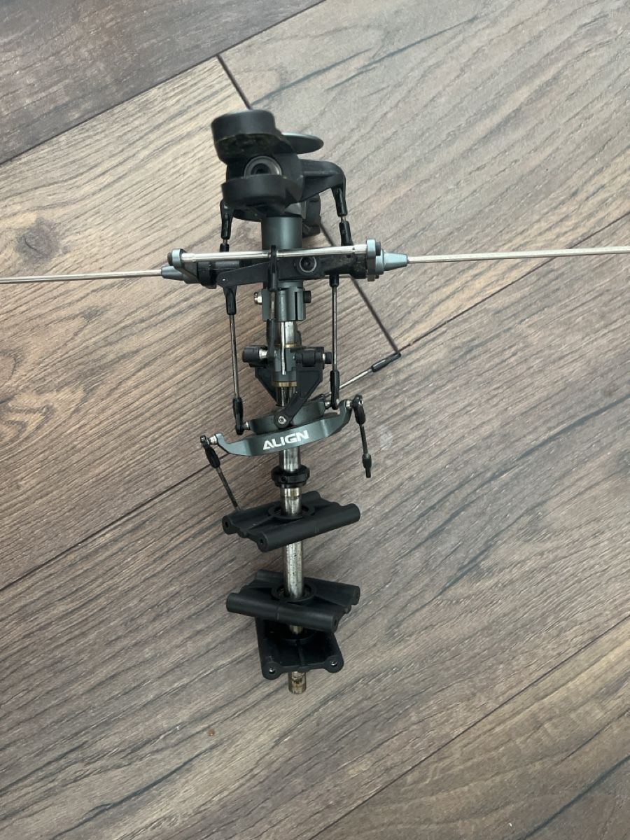 Align Modellismo RC: Rotor Align Trex 600  – Usato da Châtel-St-Denis venduto da arn_2pj9 2