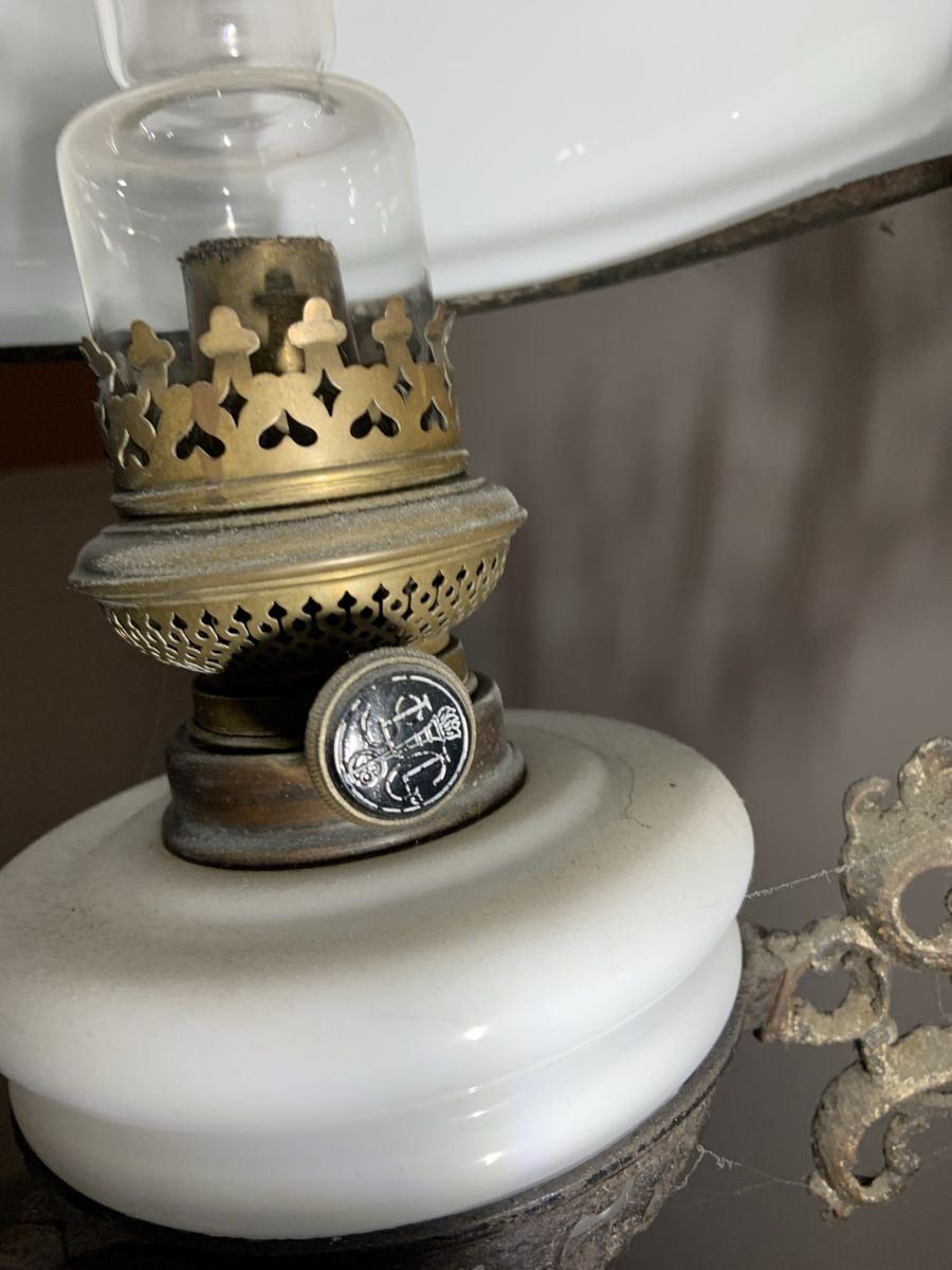 Lampade: Petroleum Hängelampe antik – Usato da Kerns venduto da kathia08 2