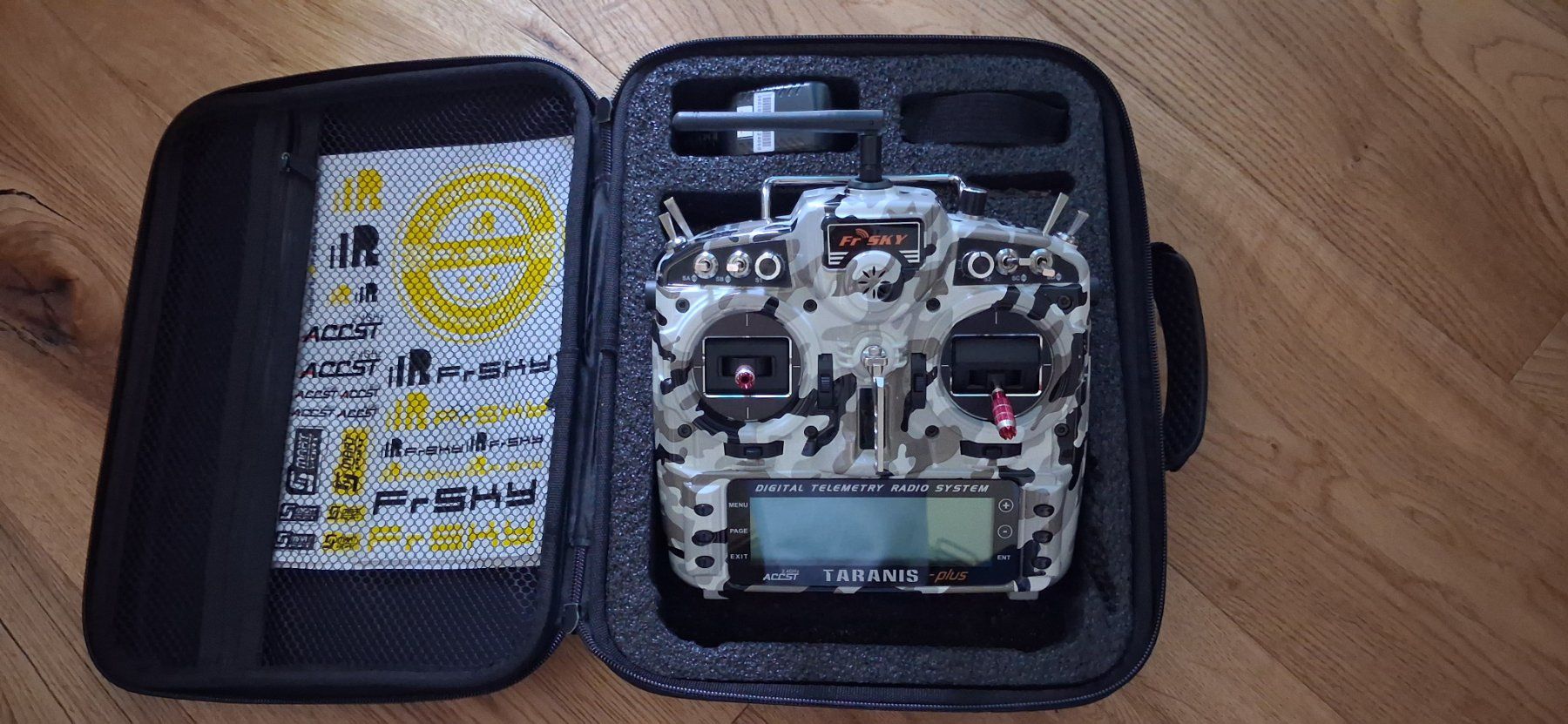 FrSky Telecomando: FrSky Taranis X9D SE Plus Sender – Usato da St. Gallen venduto da Nschlegel74