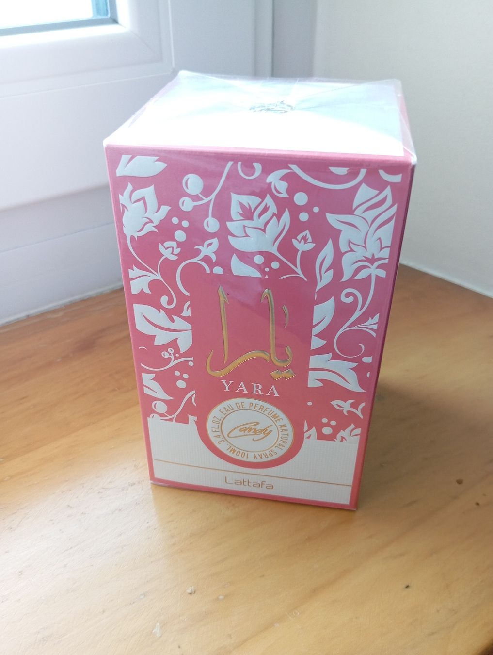 Lattafa Profumi & Eau de Toilette: Lattafa Yara Candy Eau de Parfum 100ml new – Nuovo e nell'imballaggio originale da Kollbrunn venduto da den_lzs8