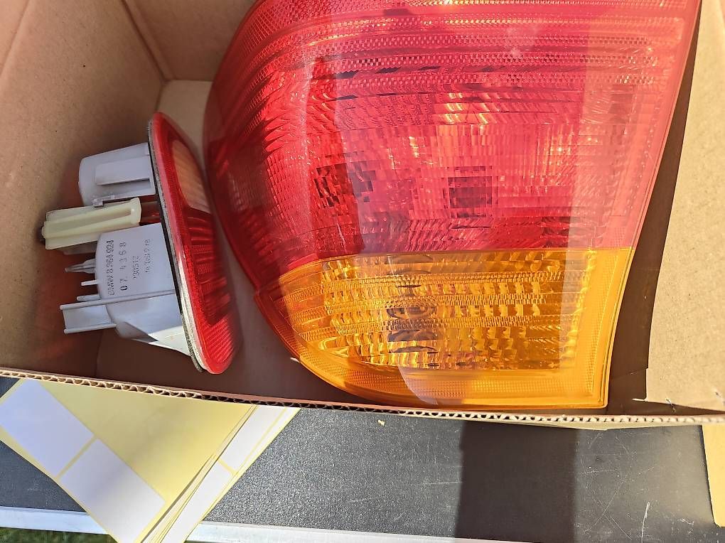 Fari: BMW E 46 Auto Rücklichter Links/Rechts  – Usato da Neukirch / Egnach venduto da ros_vht6 3