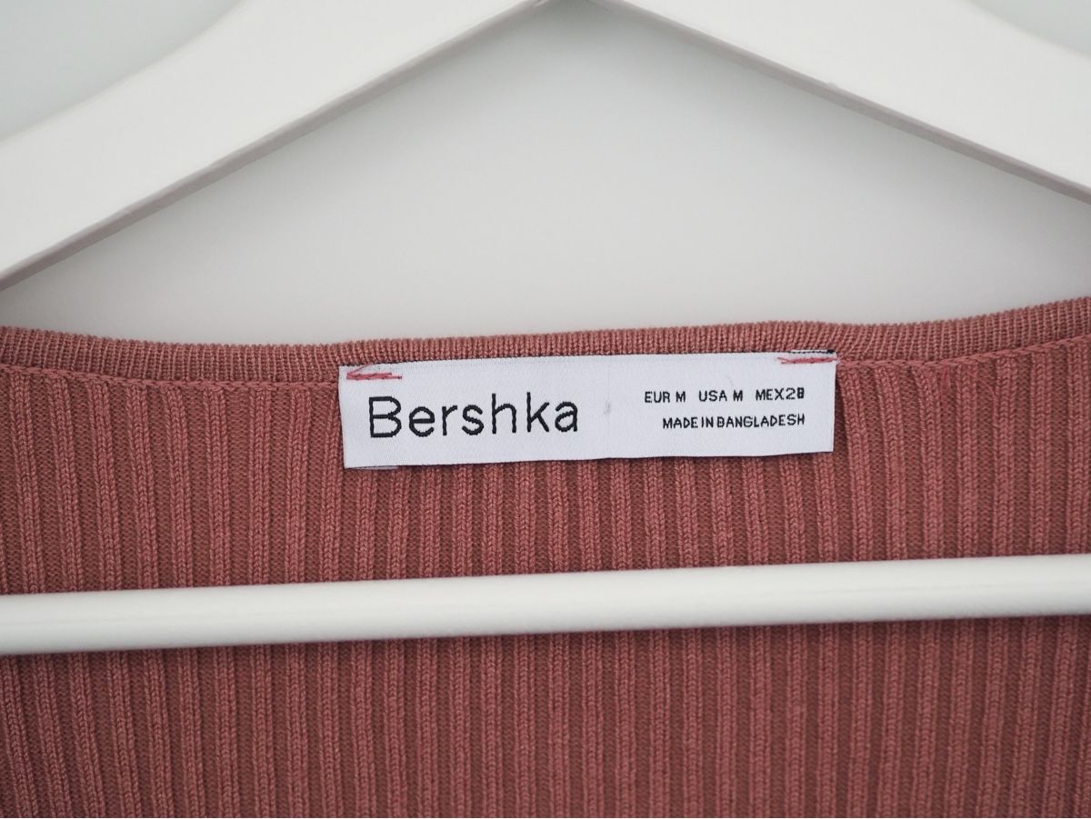 Bershka Maglioni & Felpe: Bershka Strickpullover Gr. M gerippt – Nuovo (secondo la descrizione) da Neftenbach venduto da litta_00 1