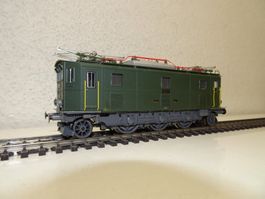 Rivarossi Lokomotive SBB 10217 Ae 3/5 HO (4)