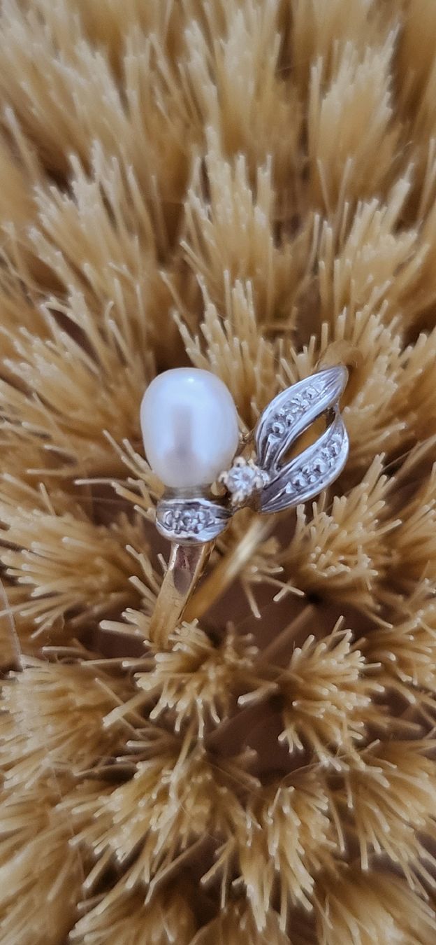 Bagues: Fantastischer Perlenring mit 3 Diamanten – Neuf (Voir description) à Unterägeri par Altgoldschmuck 2