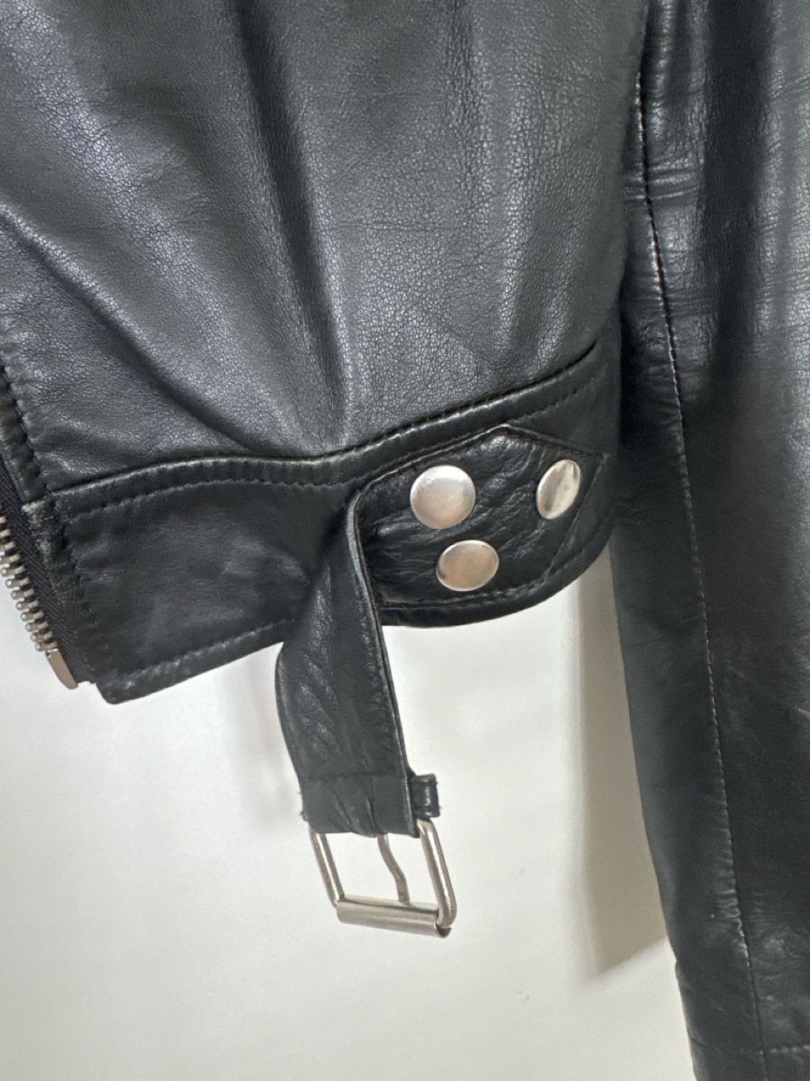 Vestes: Black Leather Jacket in XS – D'occasion à Lachen SZ par cvs_5g7c 2