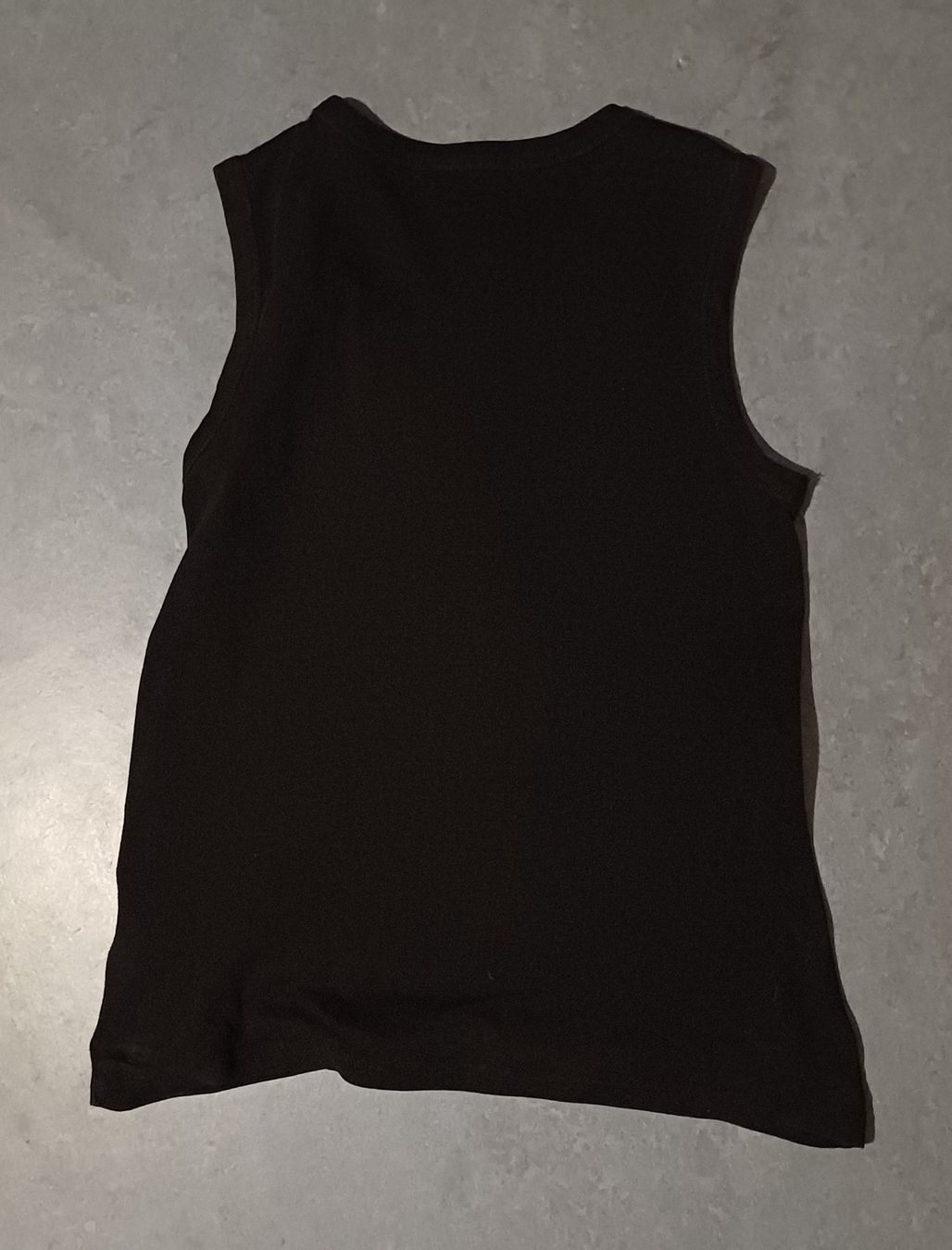 H&M Hemden, T-Shirts & Polos: Shirt ärmellos Gr. 146/152 schwarz – Gebraucht aus Entlebuch von Waldschratt65 2