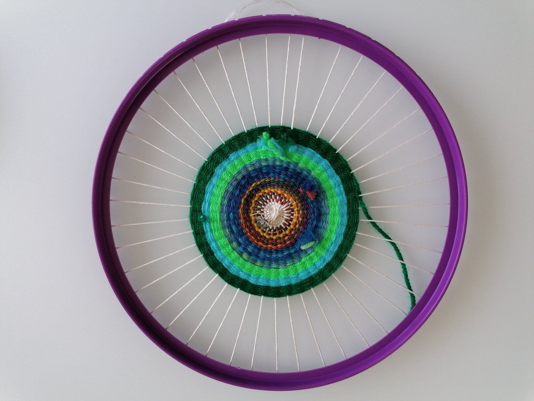 Telai per tessitura: NEU, NIE GEBRAUCHT: Rundwebrahmen Ø 23cm – Usato da Uster venduto da Smilla07 3