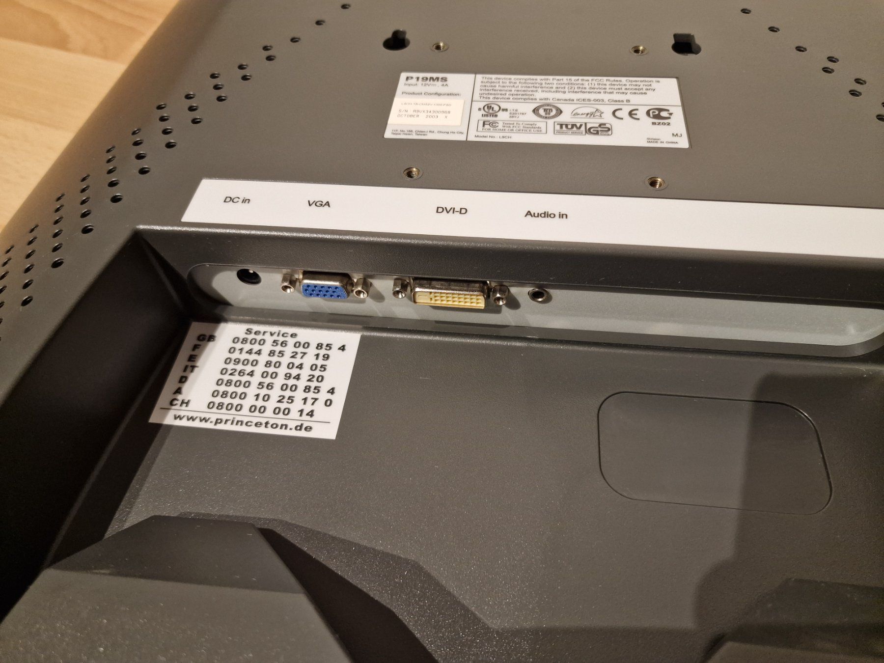 Monitor: Princeton P19MS, 19'' TFT Bildschirm – Usato da Buchrain venduto da Sssschaller 5