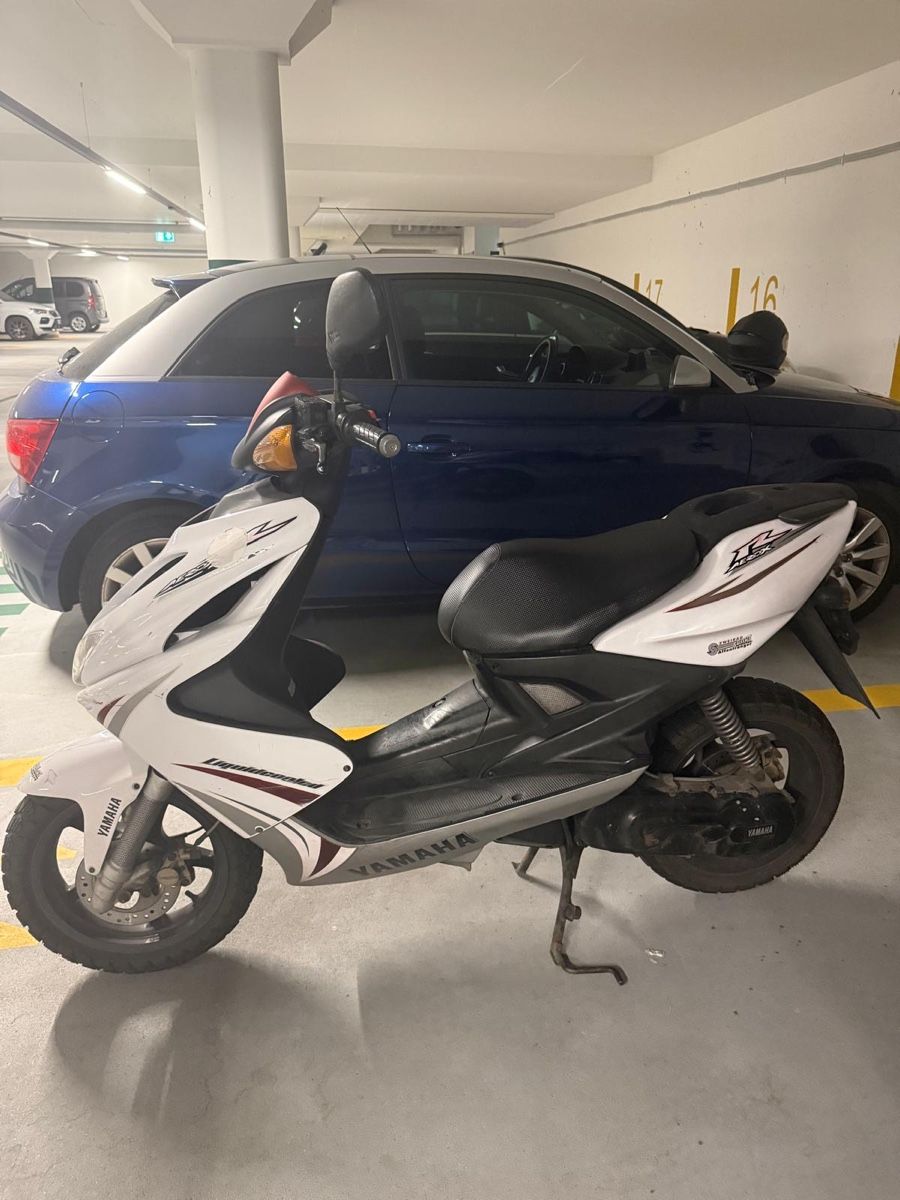 Yamaha Route: Roller Yamaha YQ50 – Défectueux à Brunnen par san_7gww 1