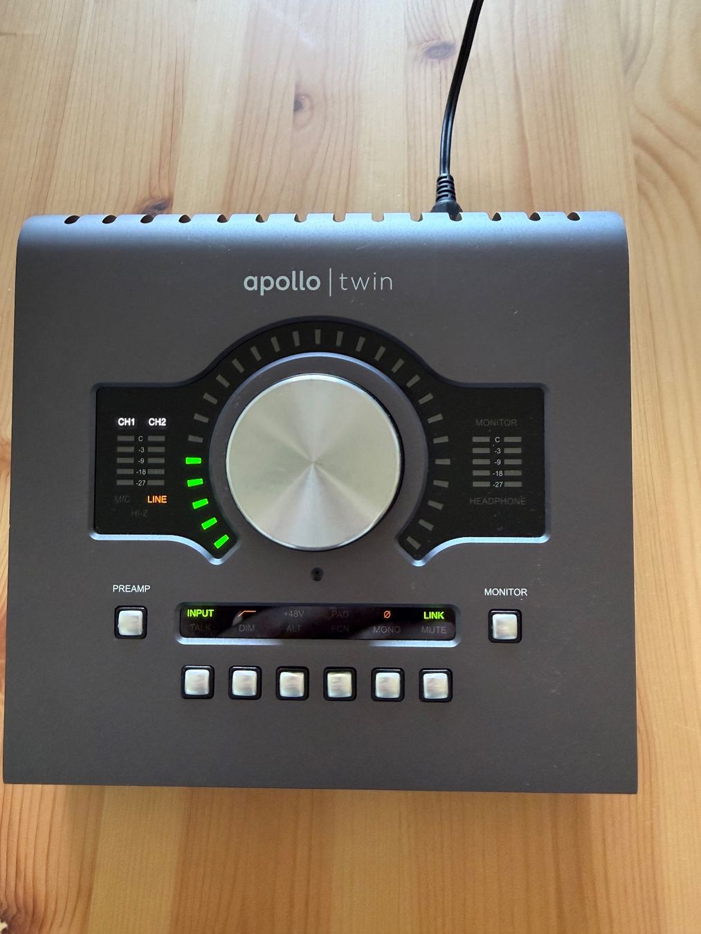 Universal Audio Attrezzatura per studi di registrazione: UA Apollo Twin MkII DUO TB + Apple Adapter & Kabel – Usato da Wetzikon ZH venduto da jen_62zf 1