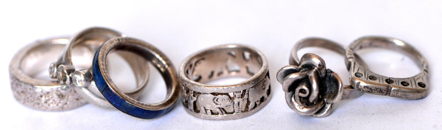 Autres bijoux: Lot de 26 anciennes bagues diverses – D'occasion à Neuchâtel par Neuchatel 6