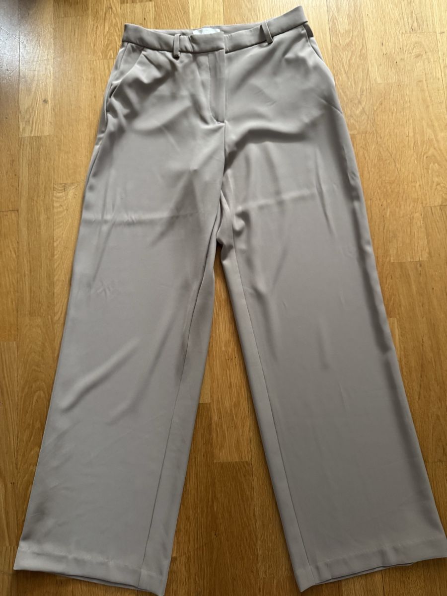 H&M Hosen: BEIGE WIDE-LEG TROUSERS – Neu (gemäss Beschreibung) aus Bern von FashionK92