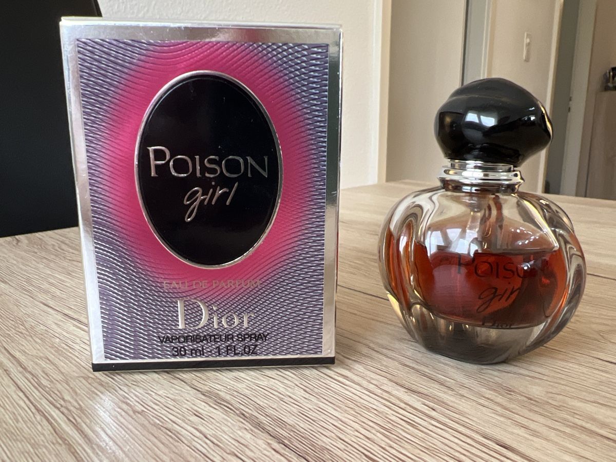 Dior Parfum & Eau de Toilette: Dior Poison Girl, Eau de Parfum, 30ml – Gebraucht aus La Chaux-de-Fonds von GabrielaKlein