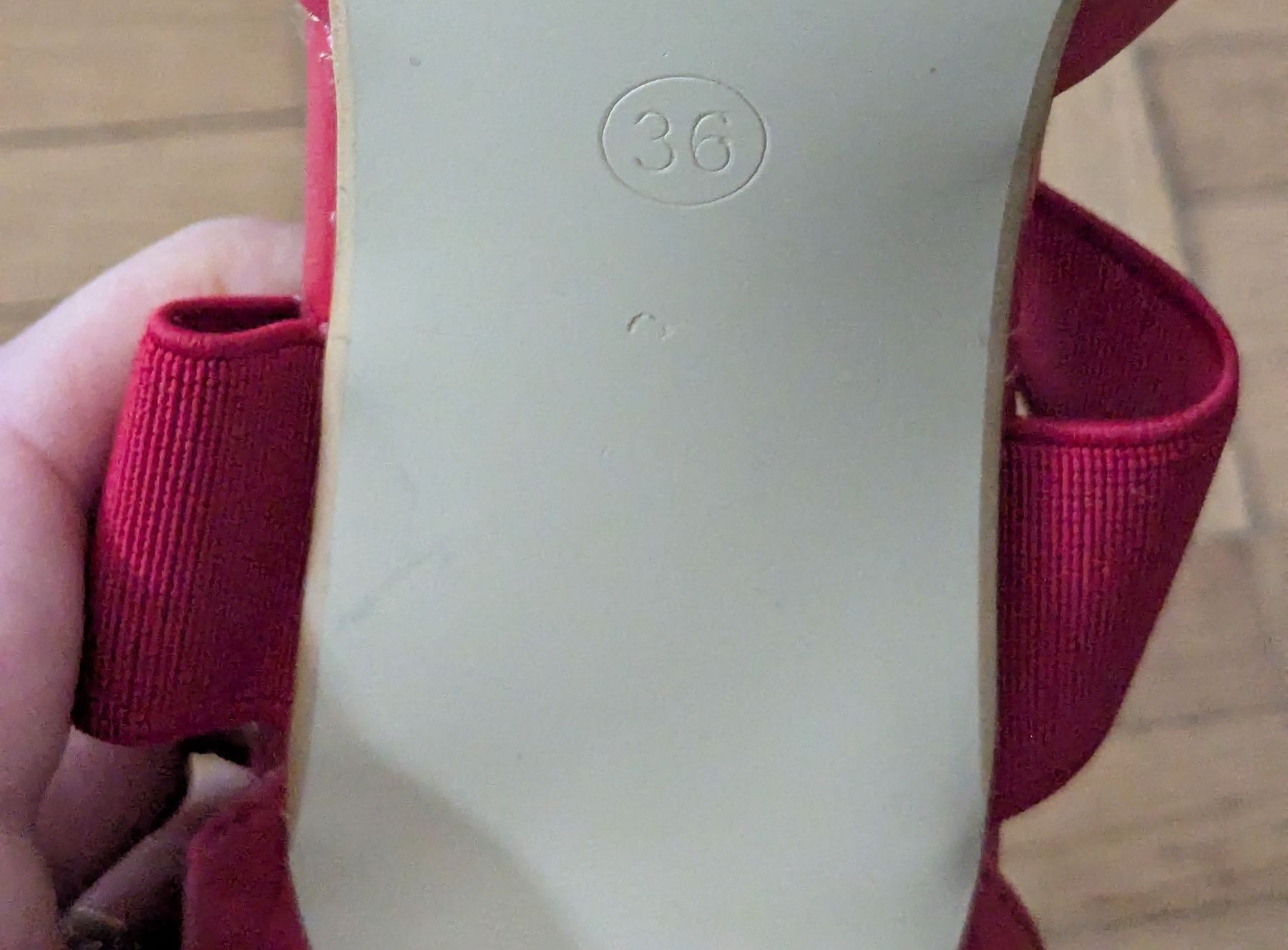 Scarpe da donna: Red high heels – Usato da Zürich venduto da MAG_b6zd 4