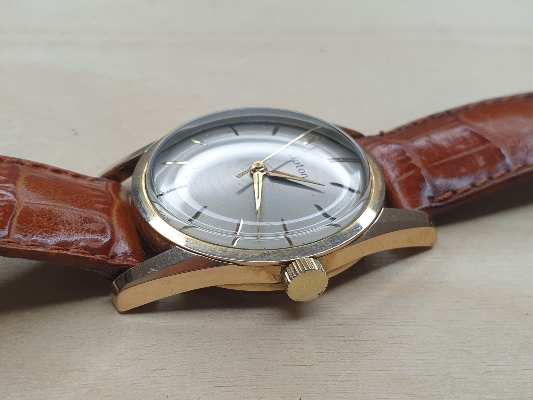 Uhren: Lipton - 33mm – Gebraucht aus Posieux von Csardas. 1