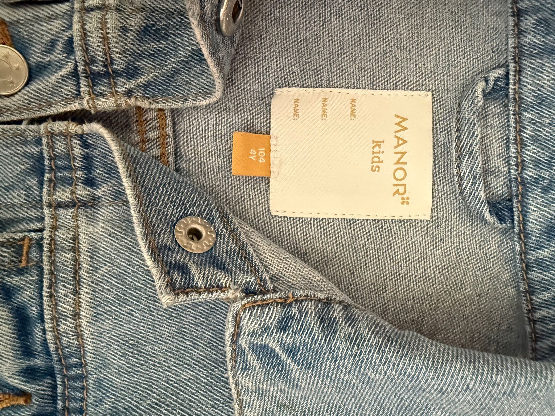 Vestes: Jeansjacke grösse 104 – D'occasion à Embrach par vas_fky8 1