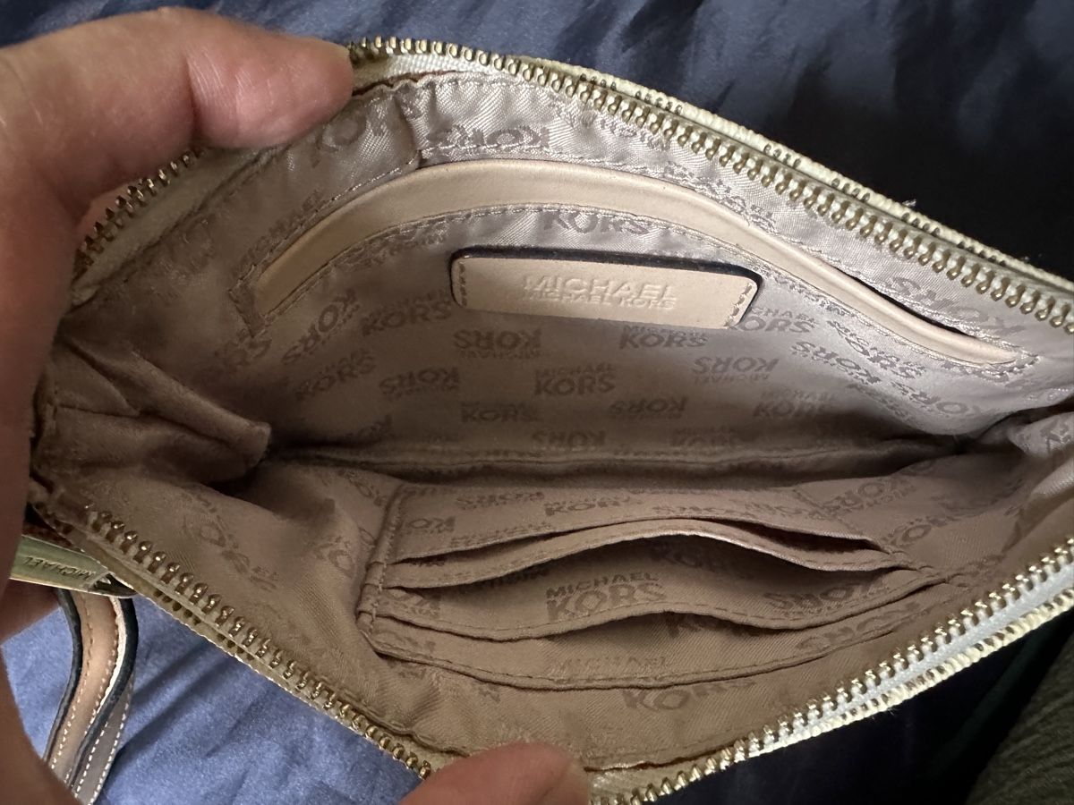 Michael Kors Portamonete: Michael Kors Wristlet - FINAL SALE! – Usato da Genève venduto da Good_finds 5