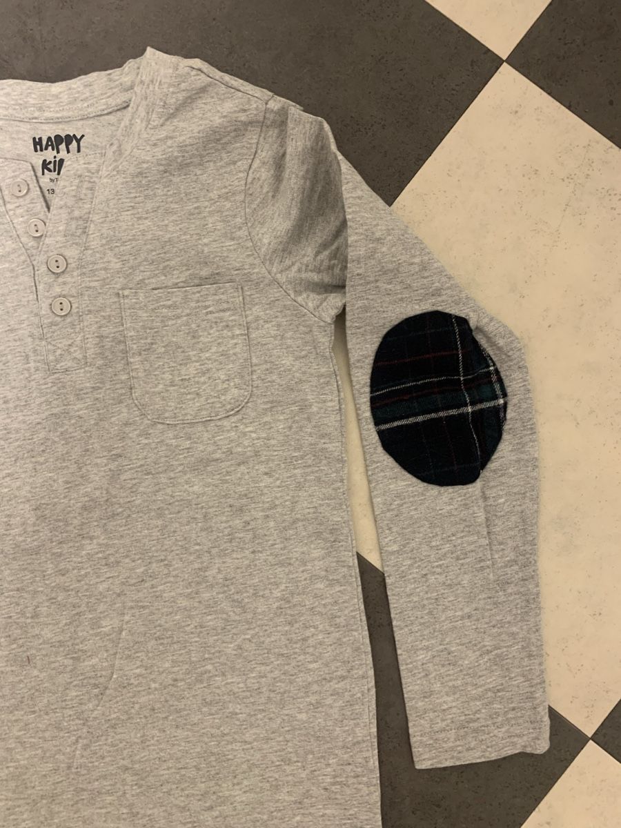 Maglioni & Felpe: Zwei Langarmshirts – Usato da Luzern venduto da Boudin03 4
