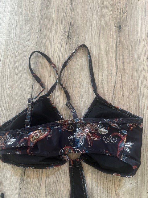 Badekleider & Bikinis: Badekleid – Gebraucht aus Wilen b. Wollerau von Andrea13 4