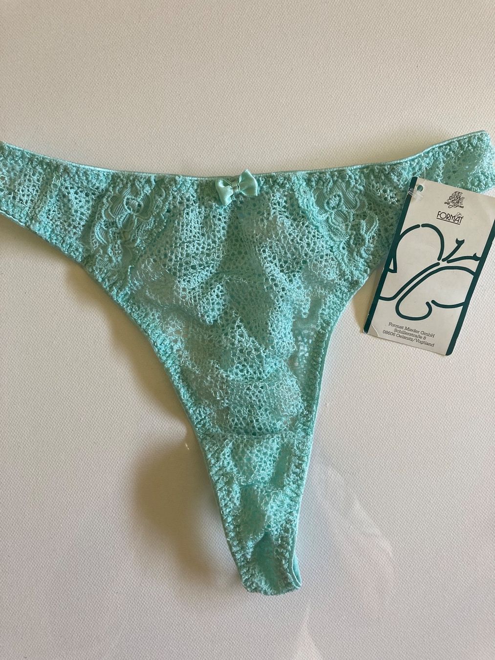 Sonstige Unterwäsche: String neuf taille S – Neu und originalverpackt aus Orbe von Jade333