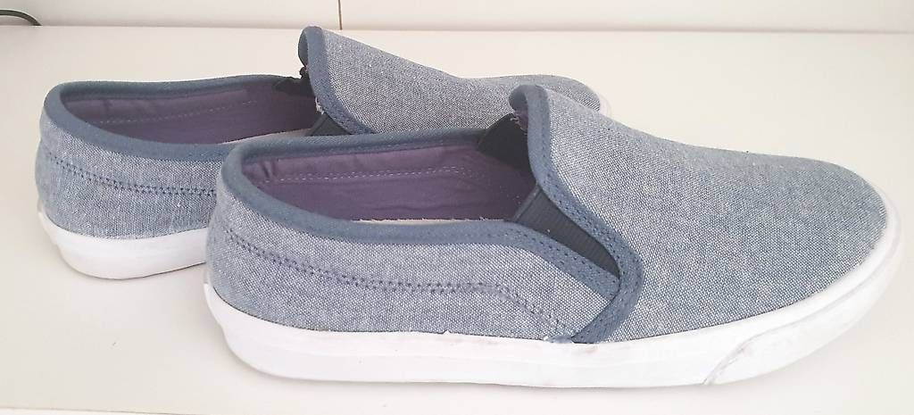 Benetton Scarpe da uomo: Kinderschuhe von Benetton - Gr. 32 – Usato da Zürich venduto da Ranja75