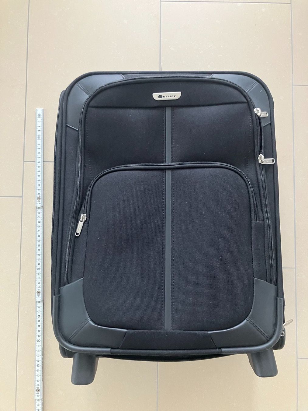 Delsey Valigie: Rollkoffer mit Tasche (Delsey) – Usato da Staufen venduto da Fleby84 1
