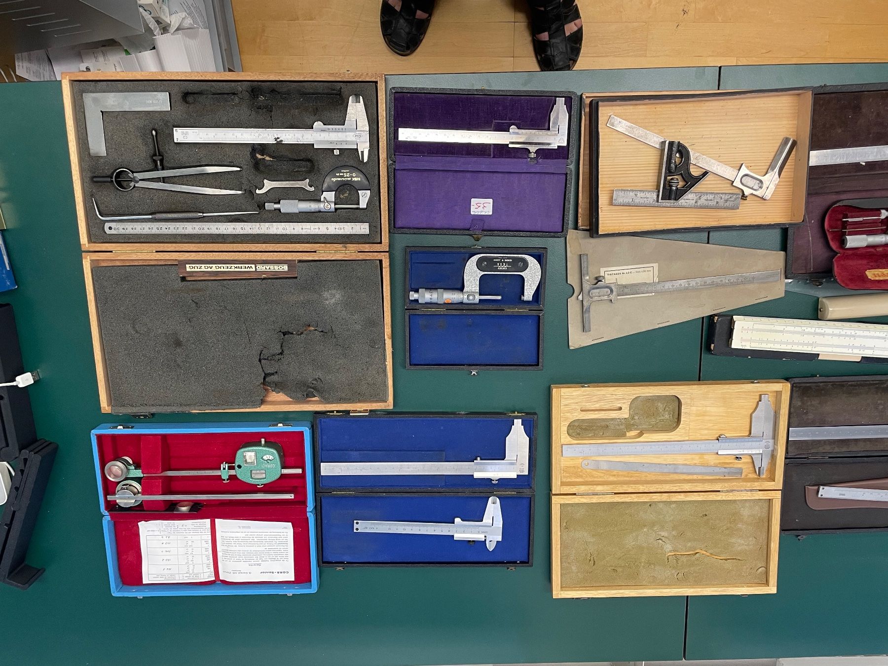 Misurare: Lot Messinstrumente, Schiebelehren und Mikrometer – Usato da Zürich venduto da Ursmaier 1