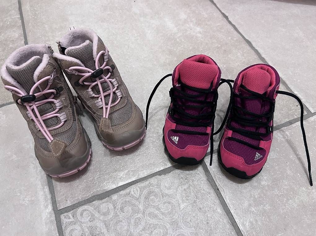 Scarpe per ragazze: Scarponcini bambina – Usato da Cadro venduto da pat_w6lh