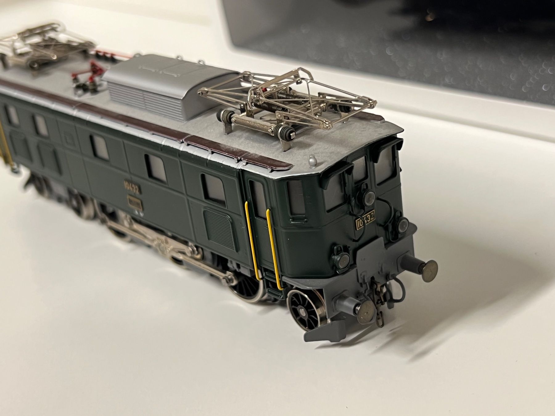 Fulgurex Modellini di ferrovie: Fulgurex Ae 3/6 10432 SBB CFF Analog H0 DC – Nuovo (secondo la descrizione) da Neuenhof venduto da ludovicco 3