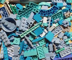 LEGO 150 Verschiedene Blaue Teile -D64