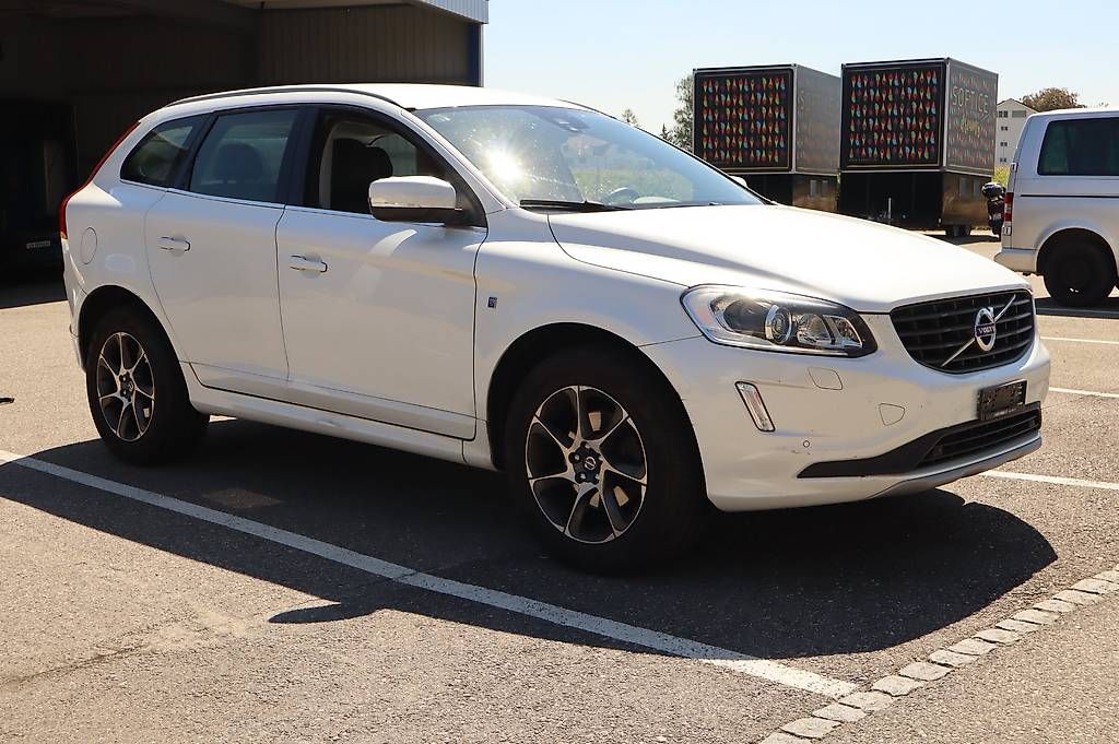 Autos: XC60 D5 AWD OceanRace – D'occasion à Derendingen par per_gwh9 1