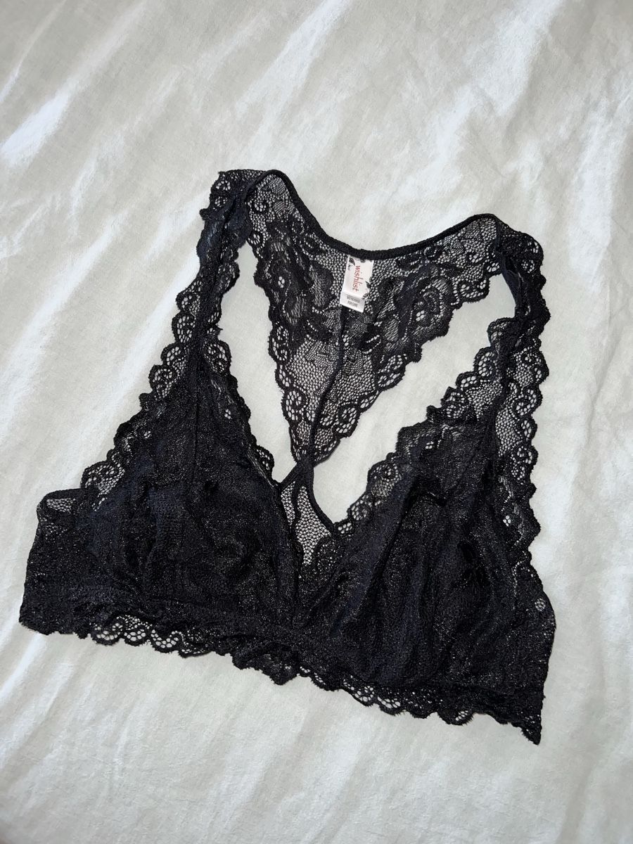 Autres dessous: Wunderschönes Spitzen Bralette schwarz Grösse L neu – Neuf (Voir description) à Zürich par Klimbim87