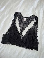 Wunderschönes Spitzen Bralette schwarz Grösse L neu