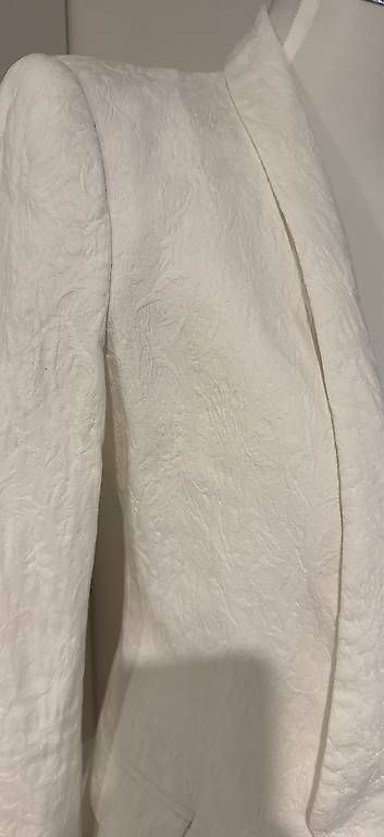 Vestes: Blazer weiss mit Muster – D'occasion à St. Gallen par KristiS 1