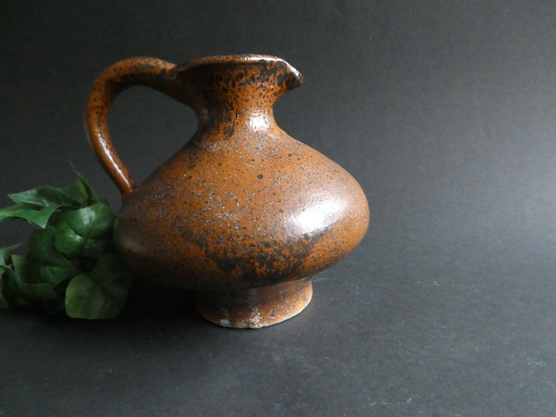 Vasi & Recipienti: Vase Henkelkrug André Freymond – Nuovo (secondo la descrizione) da Zürich venduto da ursinas-shop