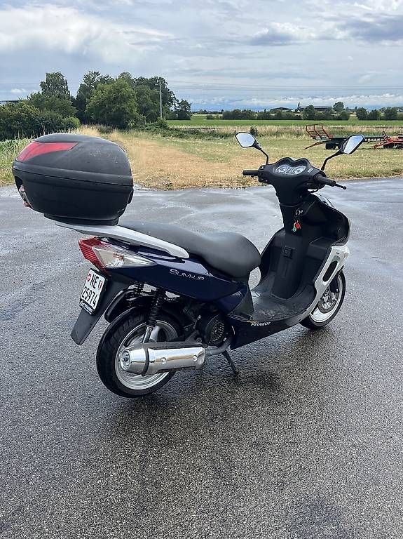 Scooter: Scooter Peugeot Sum-up 125  – Usato da Bevaix venduto da ilh_bh56 2