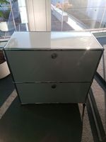 USM Haller 1x2 Lichtgrau, 2 Ausziehtüren, 3 Tablare