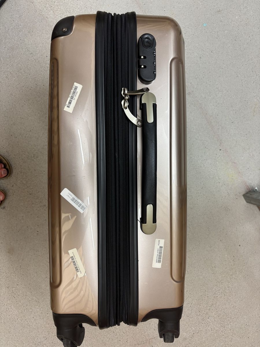 Valises de voyage: Schalenkoffer – D'occasion à Lausen par Eskimo2002 1