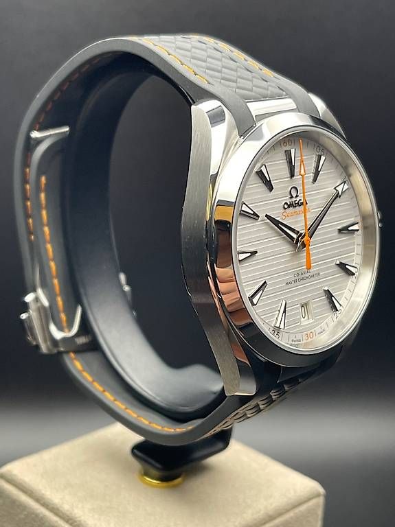 Orologi: Omega Seamaster Aqua Terra 150m – Usato da Lugano venduto da luganotopwatches 2