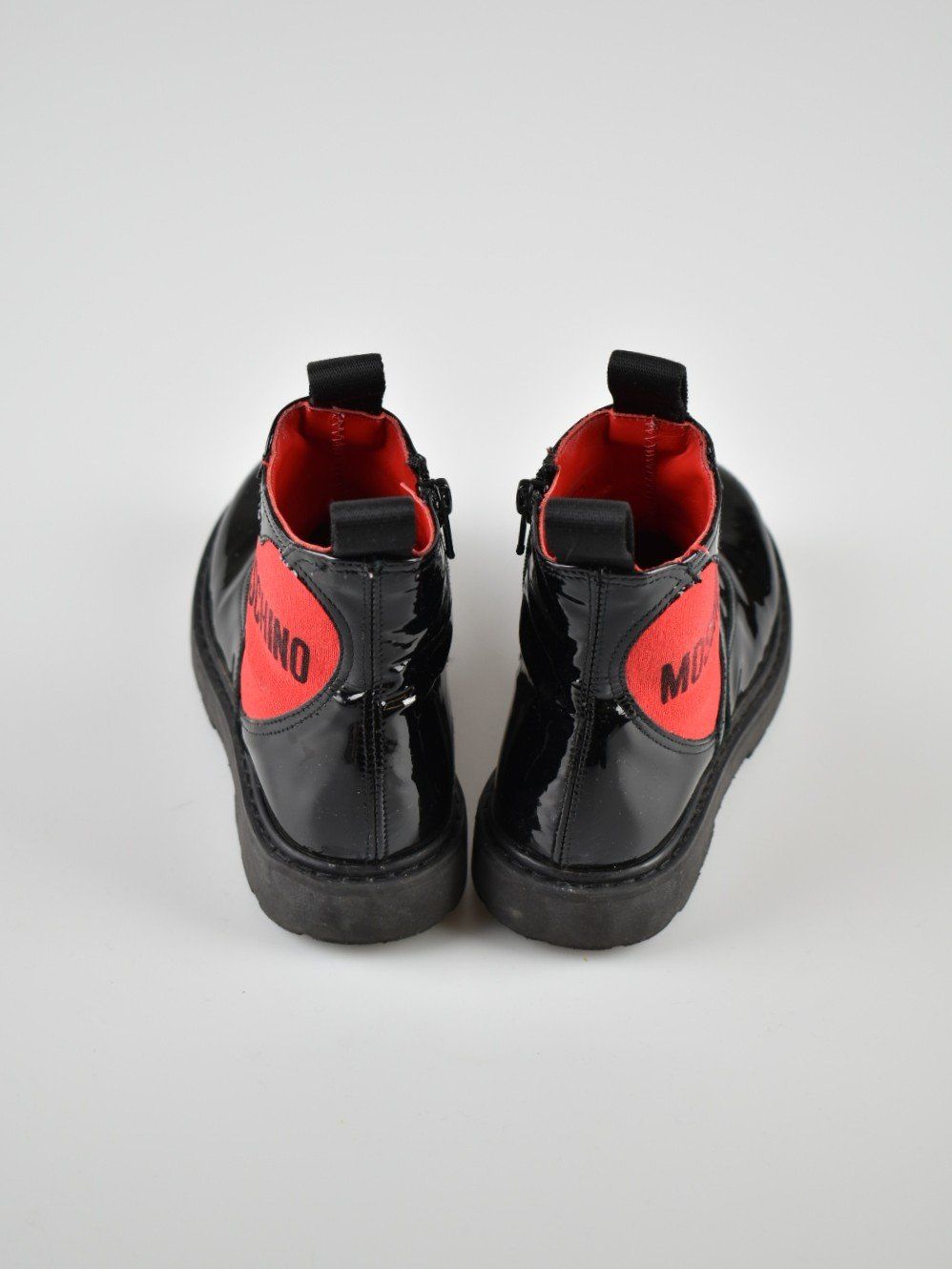 Moschino Scarpe per ragazze: Moschino Lackleder Boots Gr.30 – Usato da Nürensdorf venduto da 2ND_STORY 1