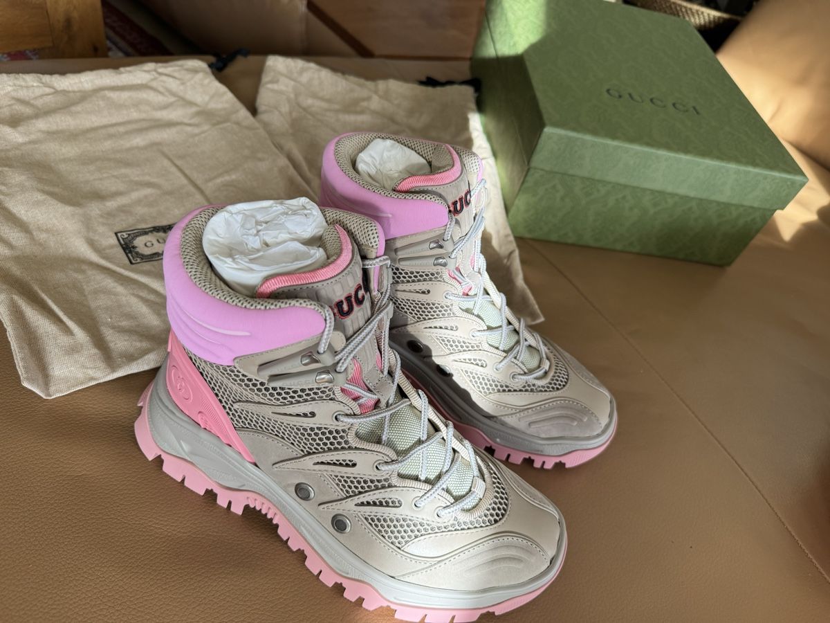 Scarpe da donna: Neu Gucci Gr.38 Boots – Nuovo (secondo la descrizione) da Belp venduto da Aliya 1