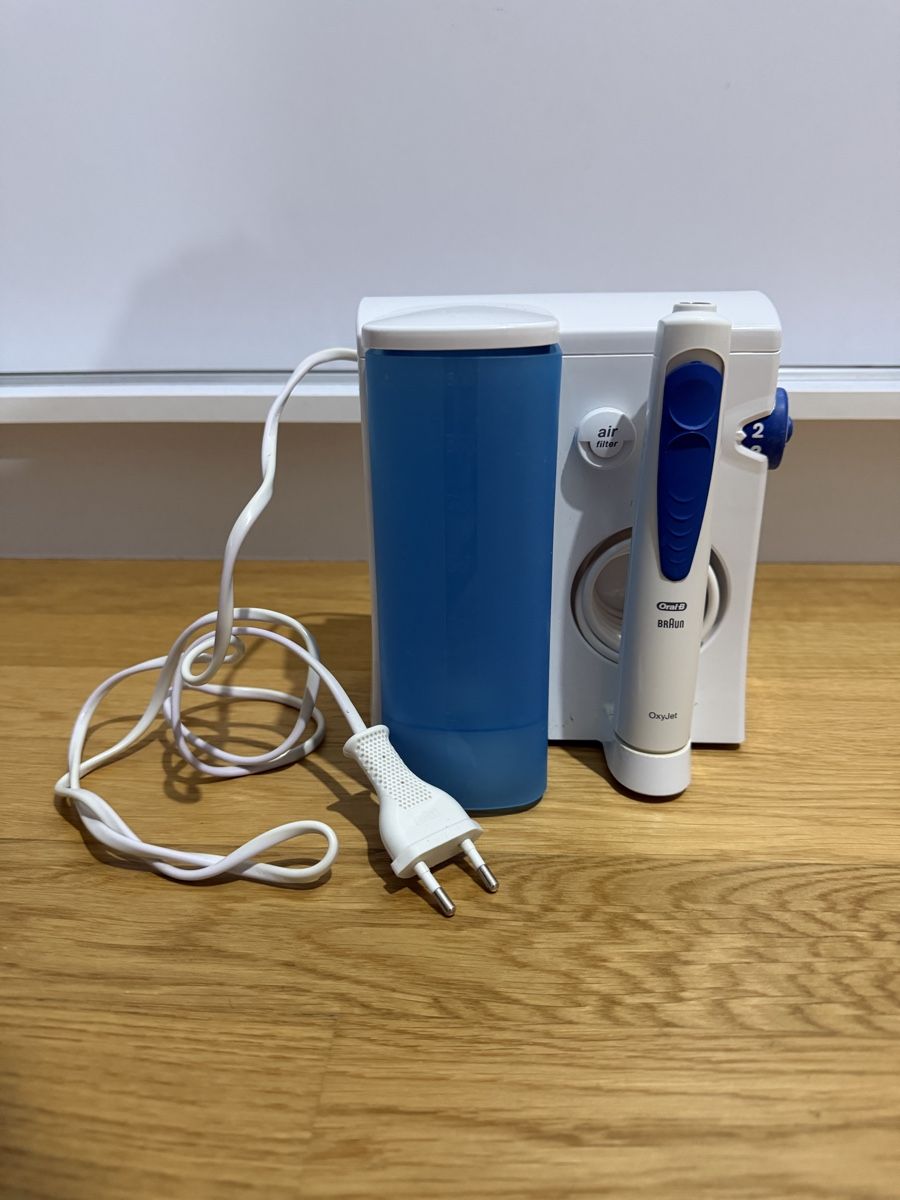 Oral B Cura dei denti: Jetfloss Oral-B Oxyjet – Usato da Basel venduto da gia_mkh7 1
